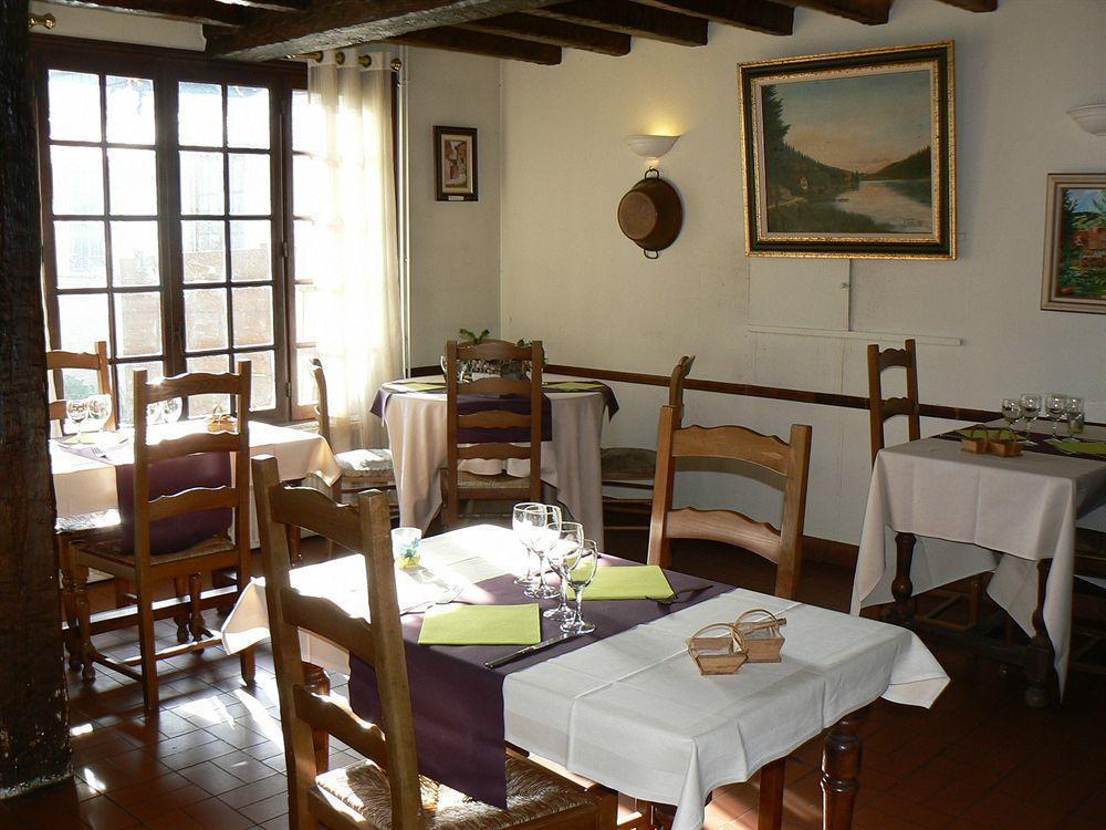 Logis Hotel Restaurant Auberge Saint Martin Surville  Εξωτερικό φωτογραφία